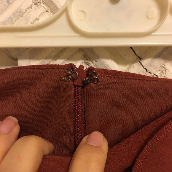 NWOT Ruffle Pencil Skirt - Picture 5 of 8